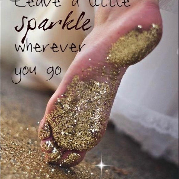 Leave a little sparkle - Picture 1 of 1
